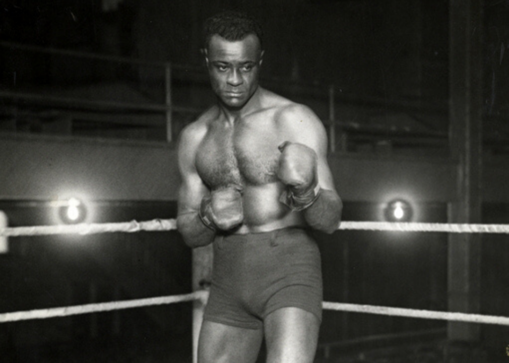 1925: Harry Wills megafight controversy
